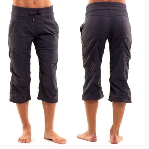 Lululemon Studio Crop Size 8 gray Drawcord At Hem - Picture 1 of 8